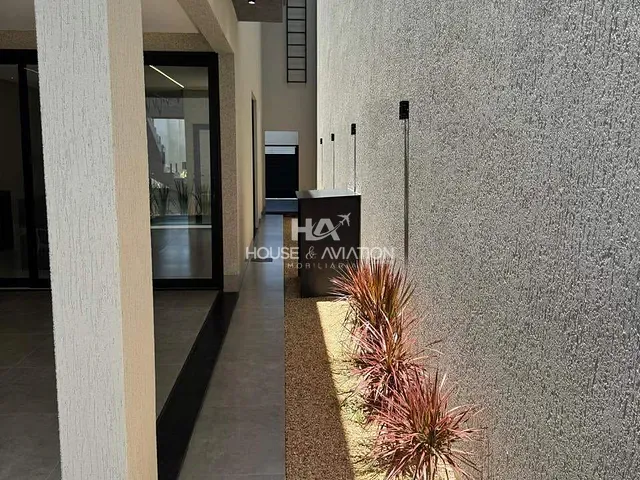 Casa com 180m² 3 quartos e 4 banheiros, à venda, no bairro Jardim Vila Boa em Goiânia