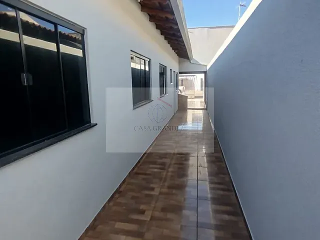 Casa 3 quartos e 1 banheiro, para alugar, no bairro Jardim Cidade Nova em Rolândia