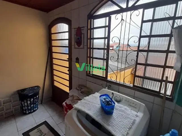 Casa 4 quartos e 2 banheiros, à venda, no bairro Vila Miranda em Itaquaquecetuba