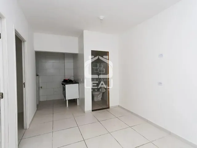 Casa 2 quartos e 1 banheiro, para alugar, no bairro Parque Regina em São Paulo