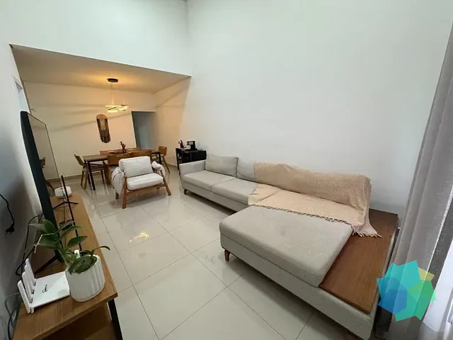 Casa com 180m², à venda, no bairro Jardim Guarujá em Salto