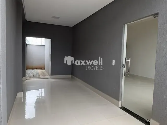 Casa com 220m² 3 quartos e 2 banheiros, à venda, no bairro Jardim Cristalino em Aparecida de Goiânia