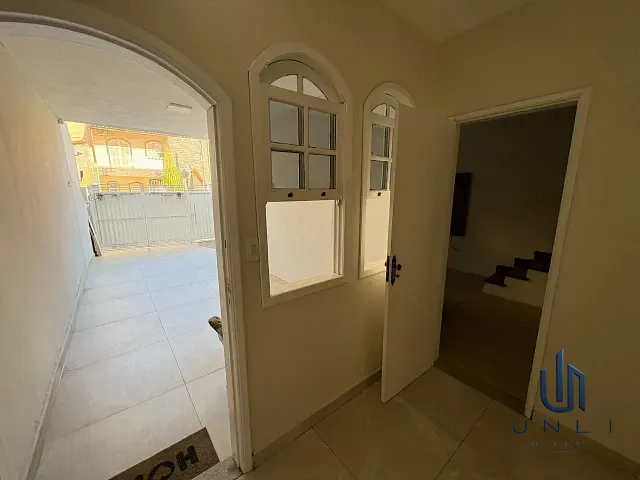Casa 3 quartos e 3 banheiros, à venda, no bairro Sam Remo em Volta Redonda