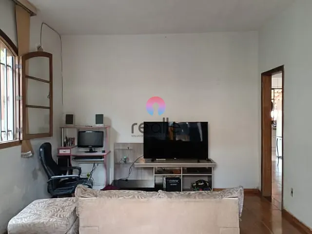 Casa 3 quartos e 2 banheiros, à venda, no bairro Santinho em Ribeirão das Neves