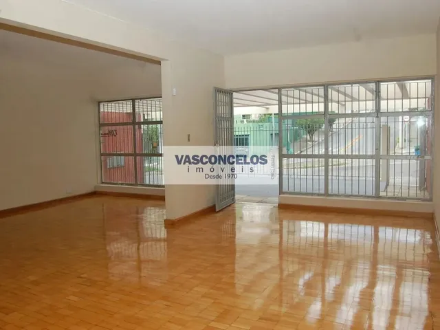 Casa com 240m² 3 quartos e 3 banheiros, à venda, no bairro Jardim Bela Vista em São José Dos Campos