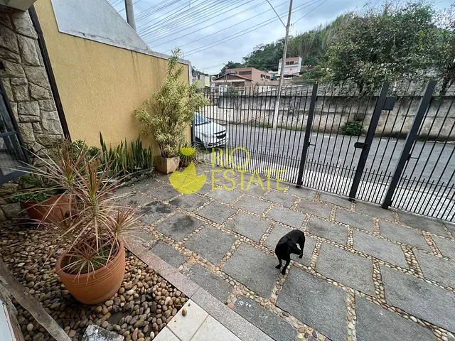 Casa com 247m² 4 quartos e 4 banheiros, à venda, no bairro Saudade em Barra Mansa