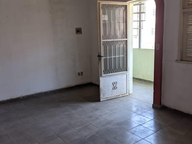 Casa 2 quartos e 1 banheiro, à venda, no bairro Parque Leopoldina em Campos dos Goytacazes