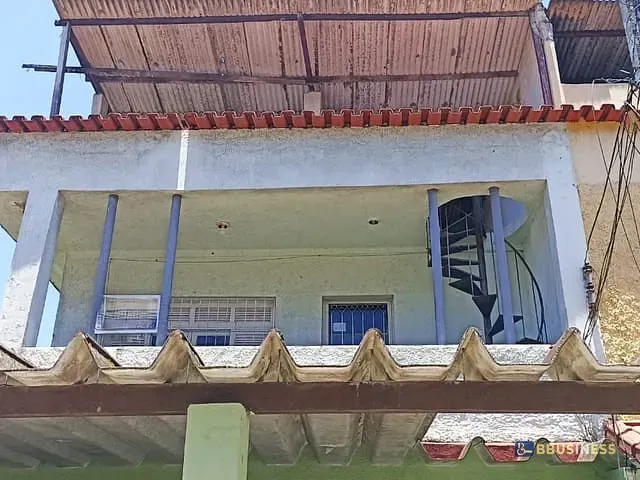 Casa 2 quartos e 1 banheiro, à venda, no bairro Parque Leopoldina em Campos dos Goytacazes