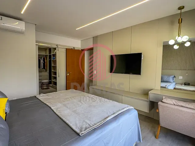 Casa com 600m² 4 quartos e 4 banheiros, à venda, no bairro Paisagem Renoir em Cotia
