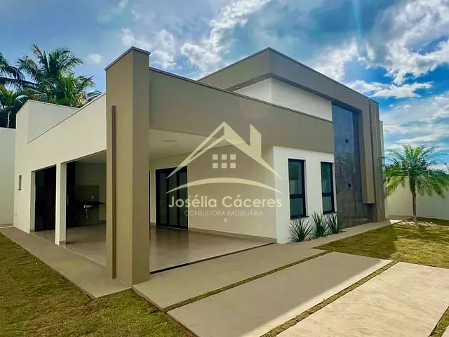 Casa com 324m² 3 quartos e 2 banheiros, à venda, no bairro Centro em Chapada Dos Guimarães