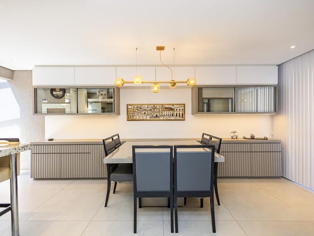 Casa 3 quartos e 3 banheiros, à venda, no bairro Cidade Industrial em Curitiba