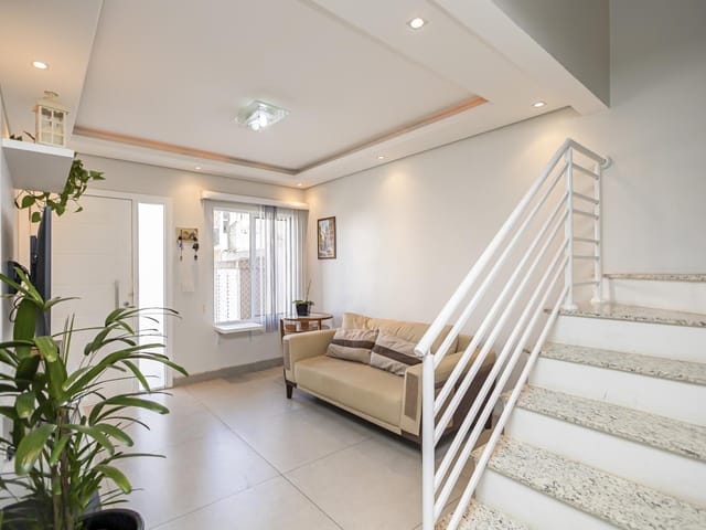 Casa 3 quartos e 3 banheiros, à venda, no bairro Cidade Industrial em Curitiba