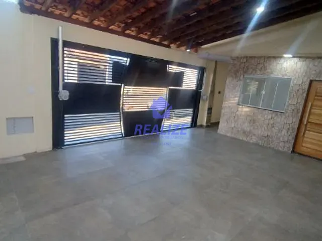 Casa com 200m² 4 quartos e 3 banheiros, à venda, no bairro comerciários 3 em Botucatu