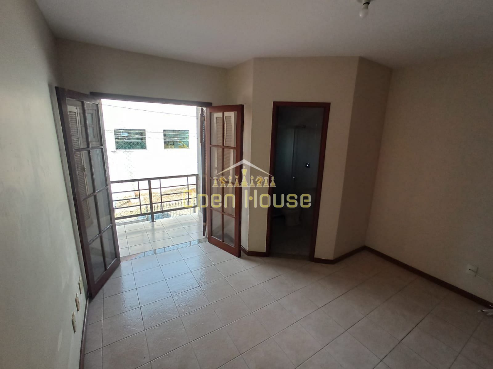 Casa, 4 quartos, 159 m² - Foto 1