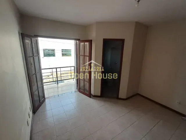 Casa com 202m² 4 quartos e 3 banheiros, à venda, no bairro Jardim Belvedere em Volta Redonda