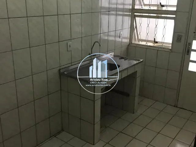 Casa com 120m² 2 quartos e 1 banheiro, à venda, no bairro Aristeu Costa Rios em Pouso Alegre