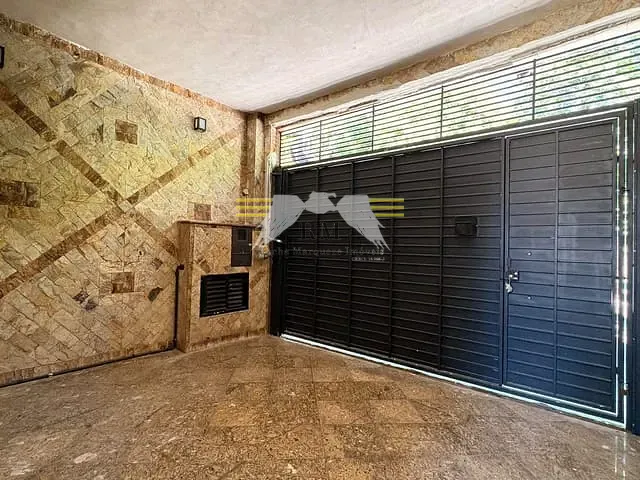 Casa 3 quartos e 2 banheiros, à venda, no bairro Jardim Record em São Paulo