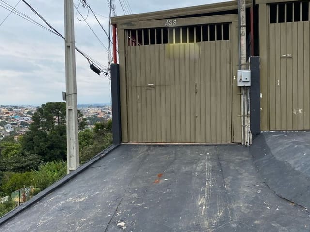 * Em Negociação* Locação - Casa com 2 quartos, 3 vagas de garagem, Área gourmet com churrasqueira, 63 m², Nova Rússia.