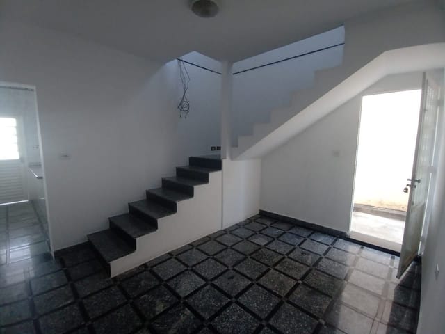 Casa com 200m² 2 quartos e 3 banheiros, à venda, no bairro Jardim Magalhães em São João da Boa Vista