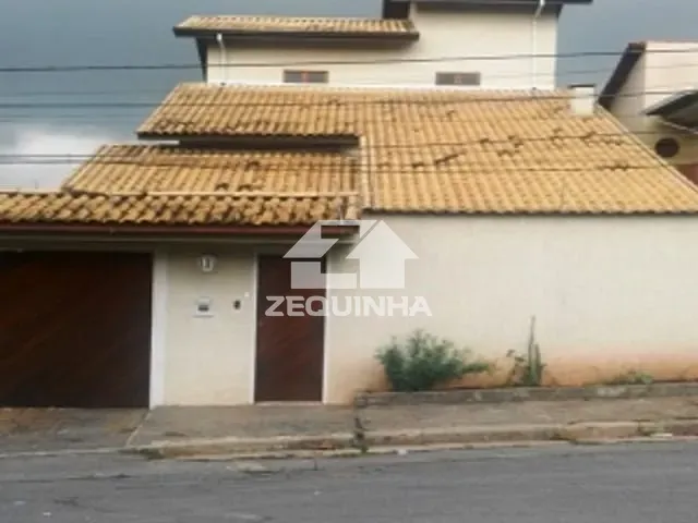Casa com 360m² 4 quartos e 1 banheiro, à venda, no bairro City Bussocaba em Osasco