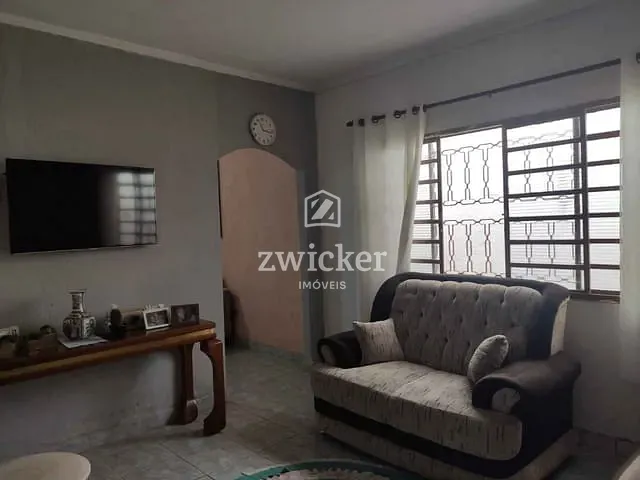 Casa com 250m² 2 quartos e 1 banheiro, à venda, no bairro Jardim Andorfato em Bauru