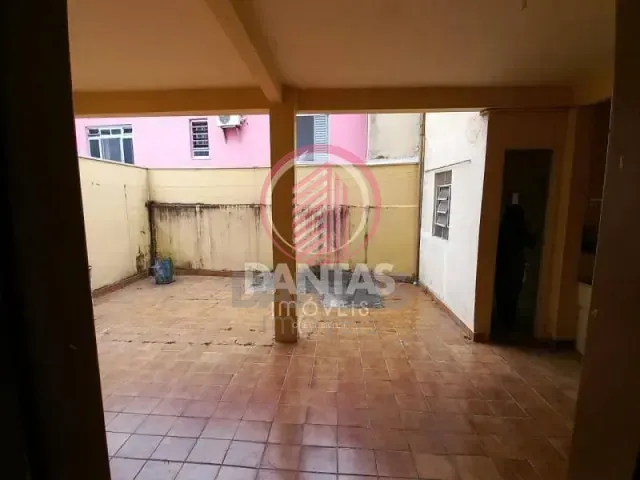 Casa 2 quartos e 2 banheiros, à venda, no bairro Umuarama em Osasco