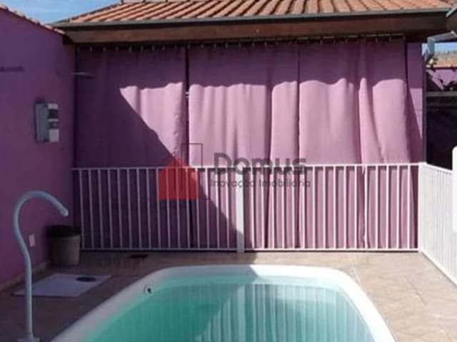 Casa com 200m², à venda, no bairro Loteamento Residencial e Comercial Araguaia em Pindamonhangaba