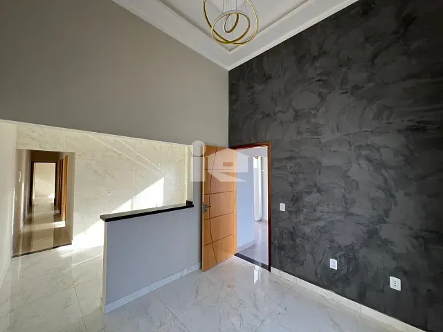 Casa com 145m² 3 quartos e 2 banheiros, à venda, no bairro Jardim Nobre em Rolândia