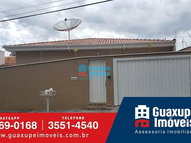 Casa com 150m², à venda, no bairro Parque do Convento em Guaxupé