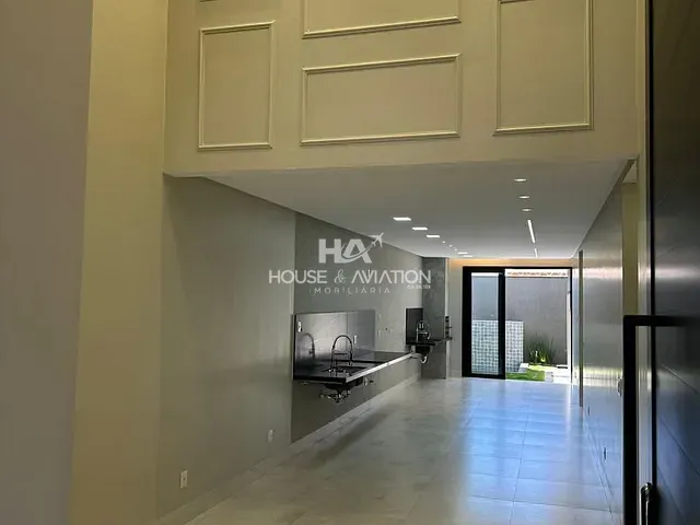 Casa com 210m² 3 quartos e 4 banheiros, à venda, no bairro Jardim Atlântico em Goiânia