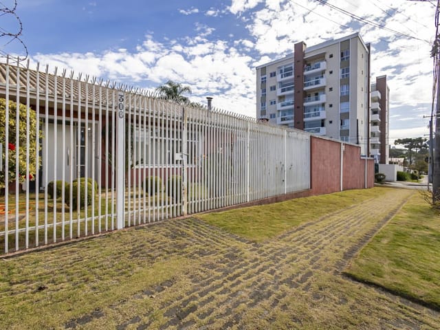 Casa com 406m² 3 quartos e 6 banheiros, à venda, no bairro Vila Izabel em Curitiba