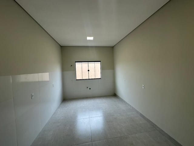 Casa com 249m² 3 quartos e 2 banheiros, à venda, no bairro Residencial Deville em Sinop