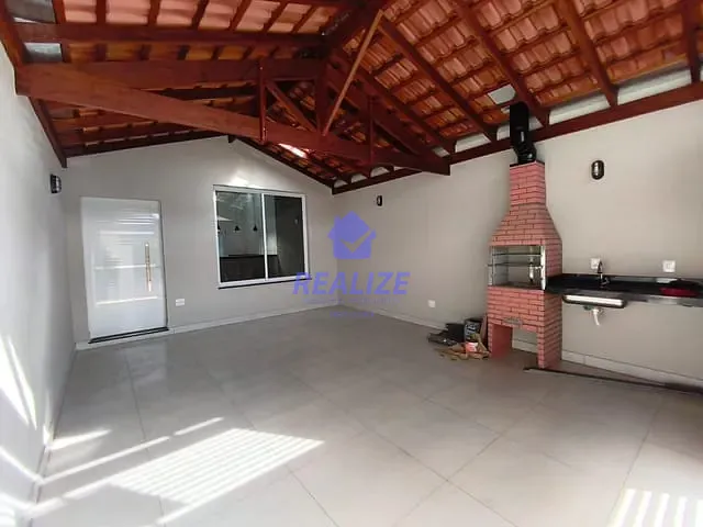Casa com 125m² 2 quartos e 2 banheiros, à venda, no bairro Residencial Ouro Verde em Botucatu