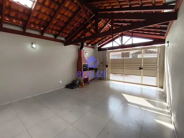 Casa com 125m² 2 quartos e 2 banheiros, à venda, no bairro Residencial Ouro Verde em Botucatu