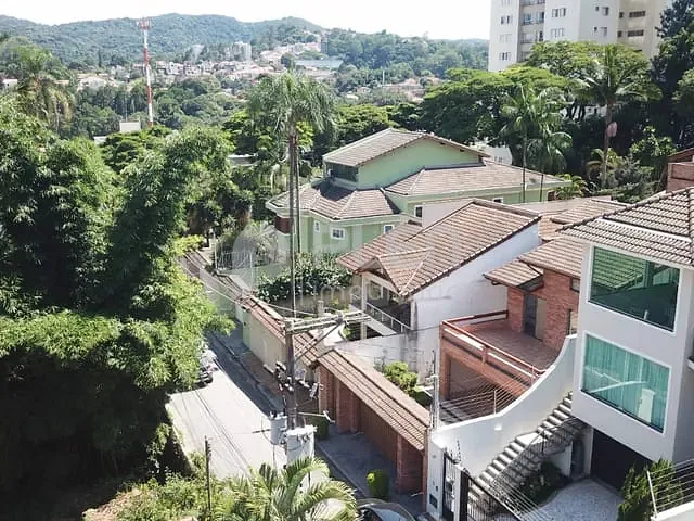 Casa 4 quartos e 5 banheiros, à venda, no bairro Tremembé em São Paulo