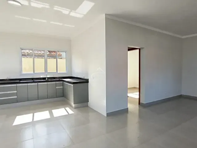 Casa com 151m² 4 quartos e 4 banheiros, à venda, no bairro Morada da Praia em Bertioga