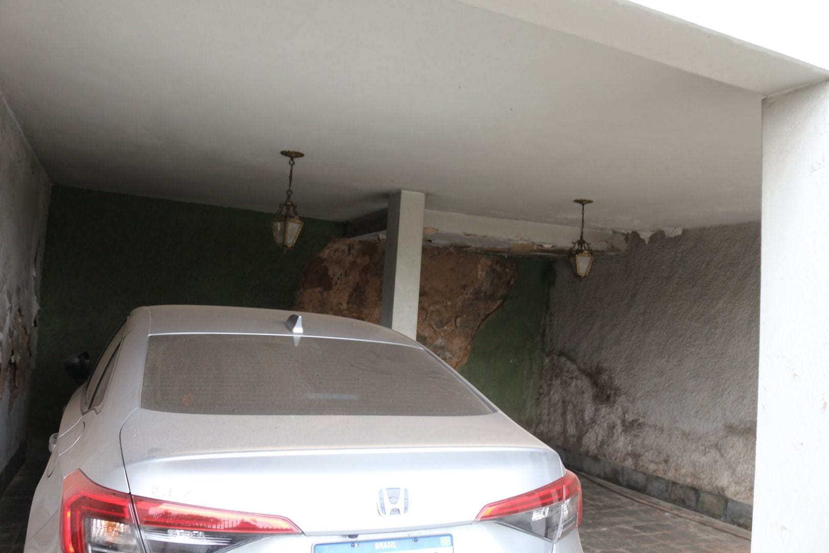 Casa com 3 quartos, 4 vagas, com 178 m2 de construção, à venda, Rio Branco, Belo Horizonte, MG