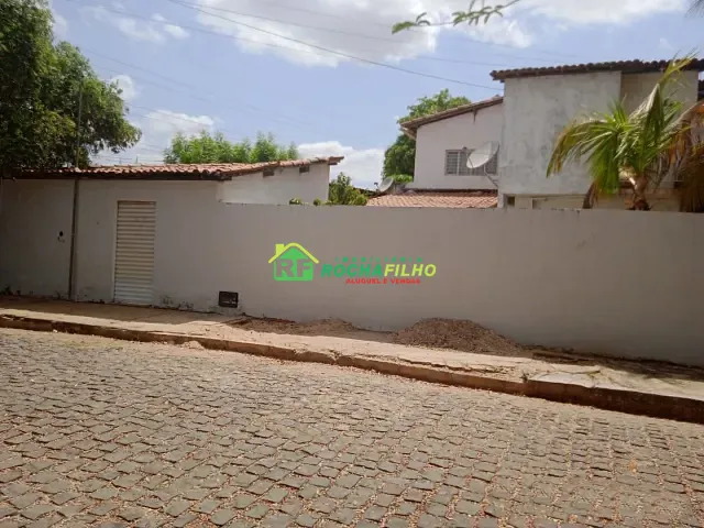 Casa com 800m² 4 quartos e 2 banheiros, à venda, no bairro Santa Luzia em Teresina