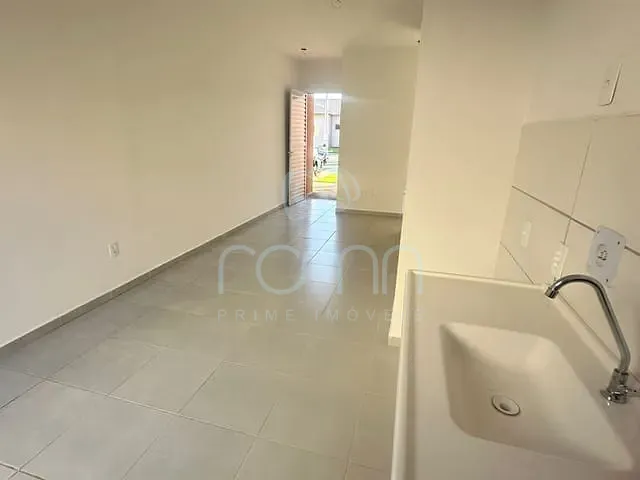 Casa 2 quartos e 1 banheiro, à venda, no bairro Garden RNI em Bady Bassitt