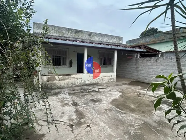 Casa com 360m² 3 quartos e 2 banheiros, à venda, no bairro Praia do Imperador (Guia de Pacobaíba) em Magé