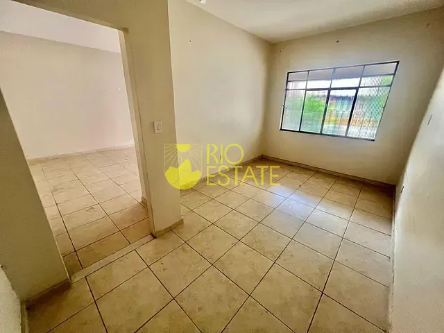 Casa com 300m² 5 quartos e 3 banheiros, à venda, no bairro Goiabal em Barra Mansa
