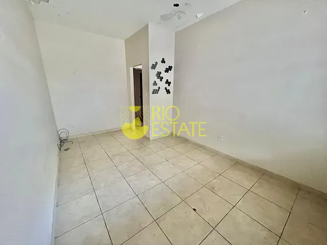 Casa com 300m² 5 quartos e 3 banheiros, à venda, no bairro Goiabal em Barra Mansa