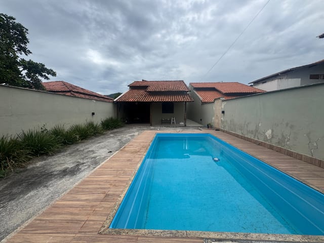 Casa 4 quartos e 2 banheiros, à venda, no bairro Praia de Itaipuaçu (Itaipuaçu) em Maricá