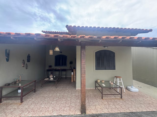 Casa 4 quartos e 2 banheiros, à venda, no bairro Praia de Itaipuaçu (Itaipuaçu) em Maricá