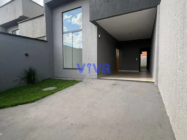 Casa 3 quartos e 2 banheiros, à venda, no bairro Pontal Sul - Acréscimo em Aparecida de Goiânia