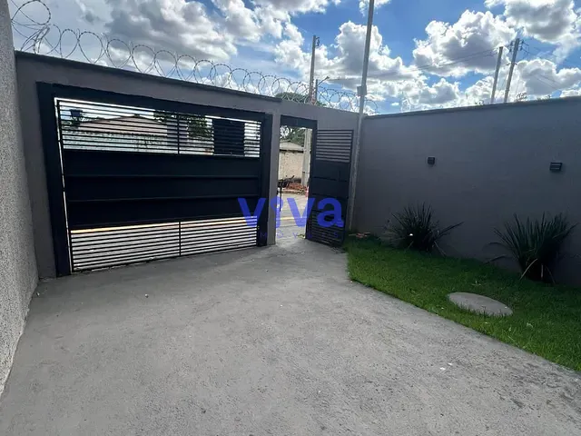 Casa 3 quartos e 2 banheiros, à venda, no bairro Pontal Sul - Acréscimo em Aparecida de Goiânia