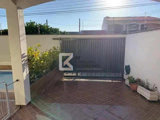 Casa com 254m² 3 quartos e 2 banheiros, à venda, no bairro Jardim Olinda em Indaiatuba