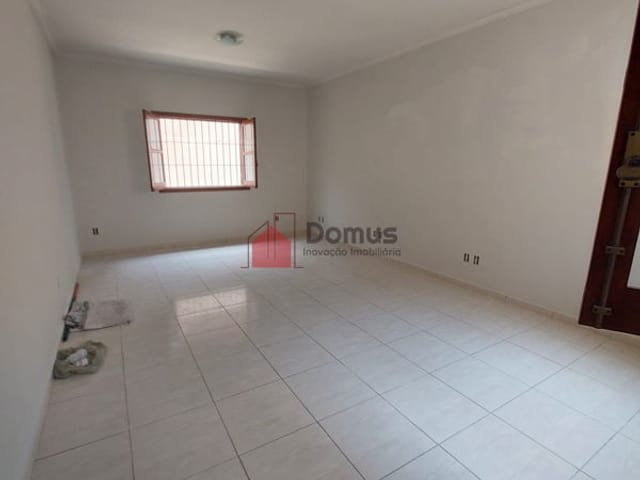 Casa à venda, no bairro Parque São Domingos em Pindamonhangaba