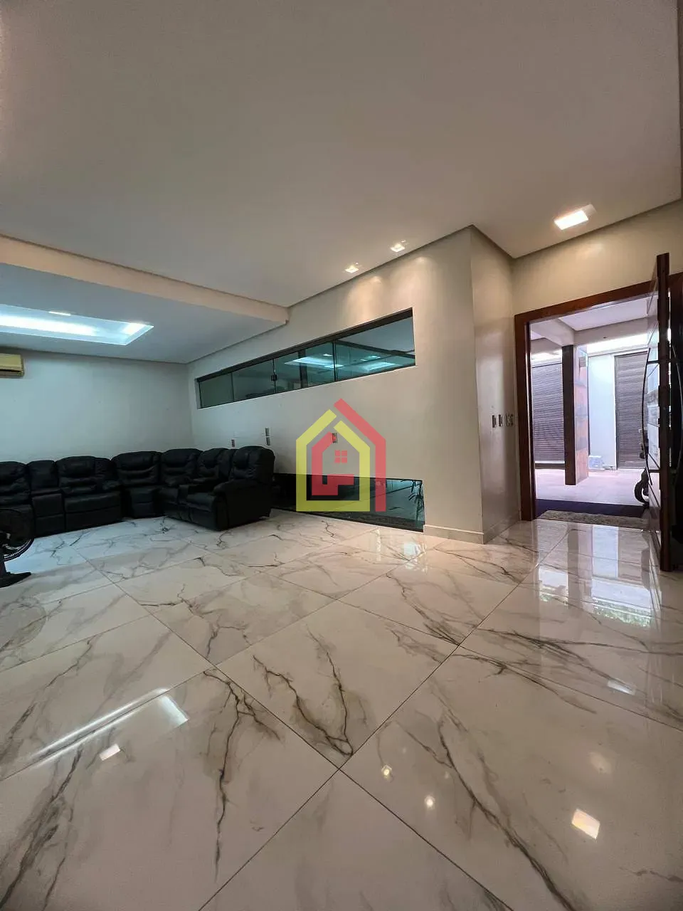 Casa à venda com 4 quartos, 3 suítes, 2 vagas e 220m² no Belo Horizonte, Marabá (PA) — foto 3 de 21