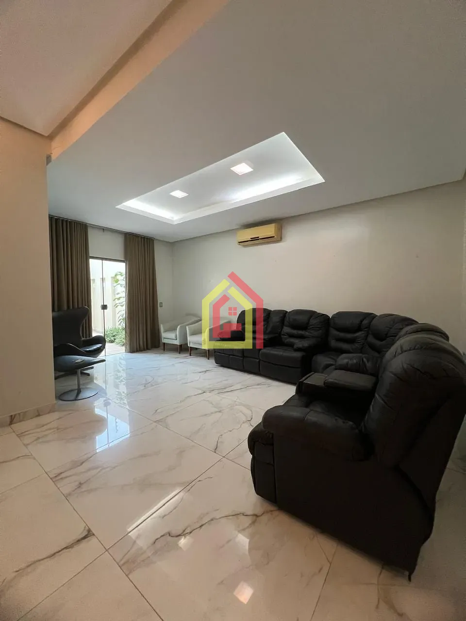 Casa à venda com 4 quartos, 3 suítes, 2 vagas e 220m² no Belo Horizonte, Marabá (PA) — foto 4 de 21